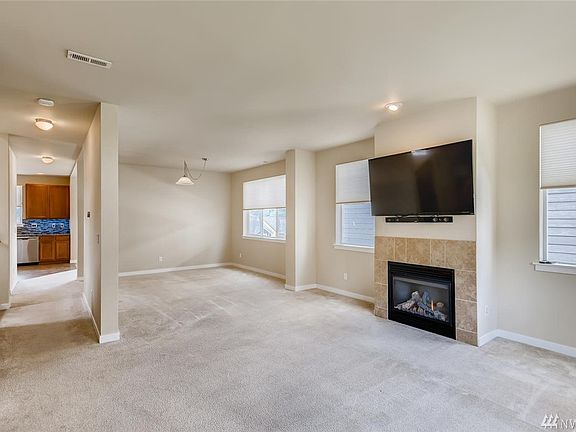 5th image of 16007 2nd Ave NE