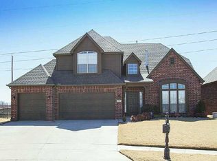 2701 W Quinton St, Broken Arrow, OK 74011