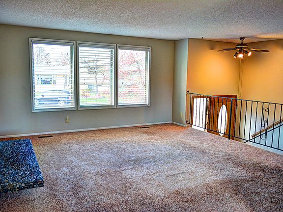 3rd image of 1024 N Dorn Ct