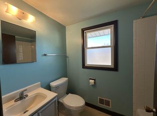 4018 28th Ave APT 8, Kenosha, WI 53140