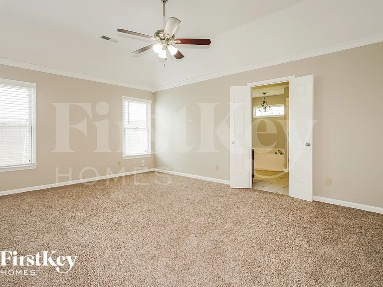 9344 Helmsley Dr — Photo 9
