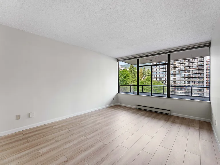 1480 Duchess Ave #D259 — Photo 12