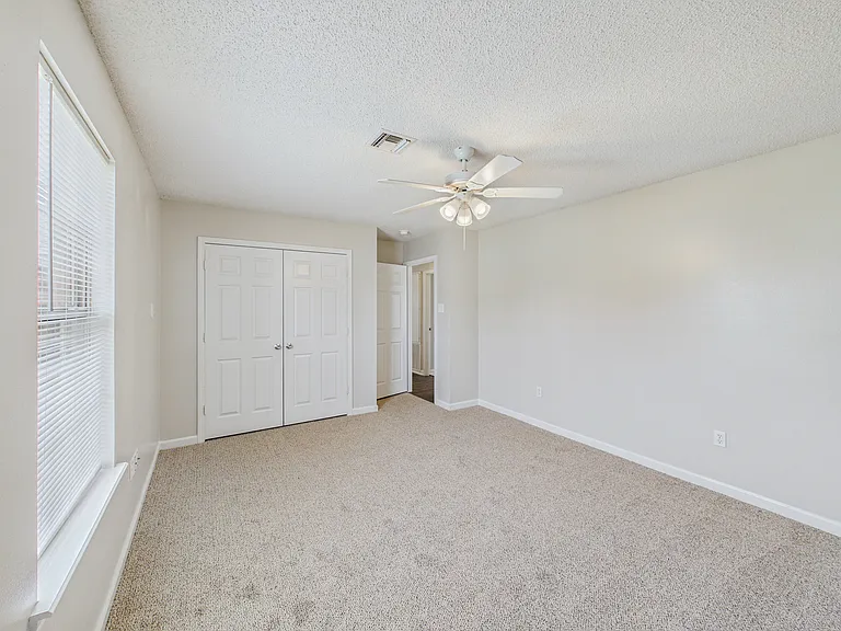 1824 Pinewood Cove-16_08042026