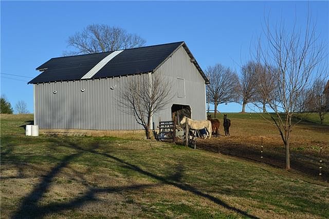 2nd image of 8228 Robertson Rd