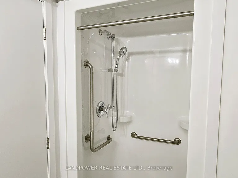 1800 Simcoe St N #313 — Photo 33