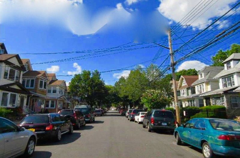 2nd image of 8609 98th St