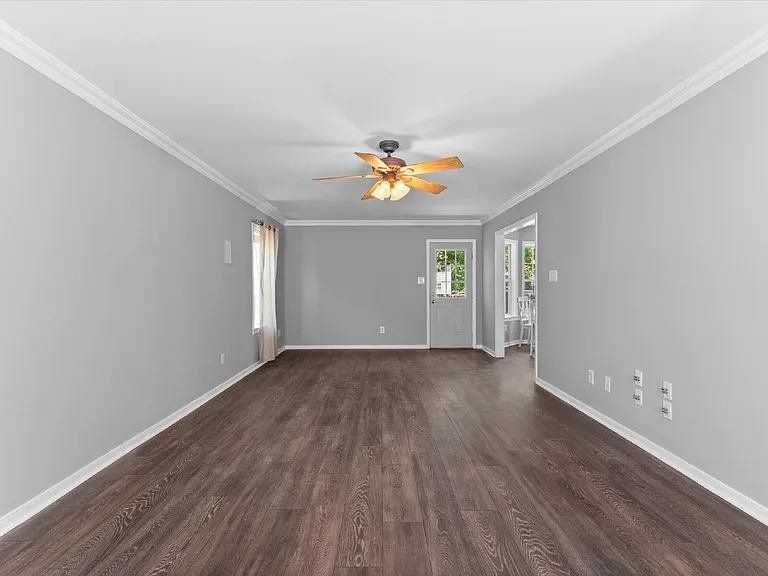 6912 Dartmouth Ave — Photo 8