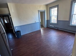 21 Branch St APT 1, Worcester, MA 01604