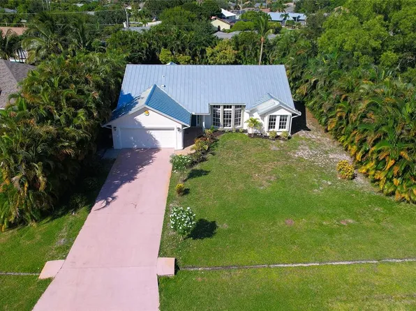 1785 SE Berkshire Blvd, Port Saint Lucie, FL 34952