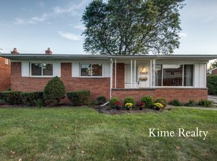 36425 Roycroft St, Livonia, MI 48154