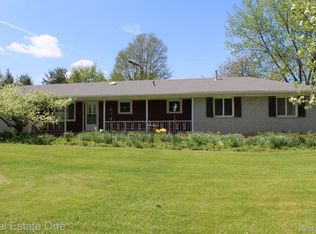 355 Dinkel Dr N, Howell, MI 48843