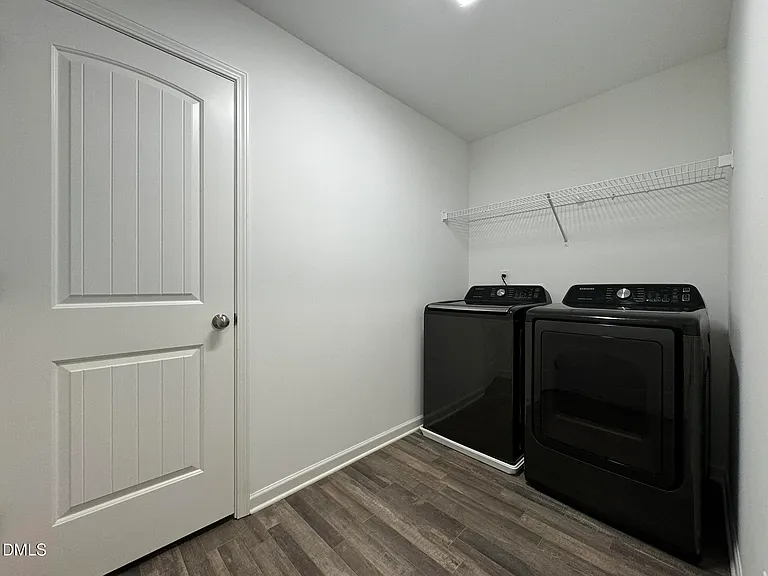 913 Briar Gate Dr — Photo 23