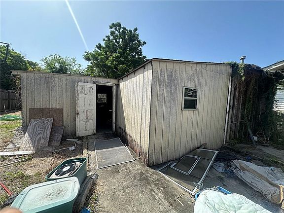 4th image of 1516 N Rocheblave St