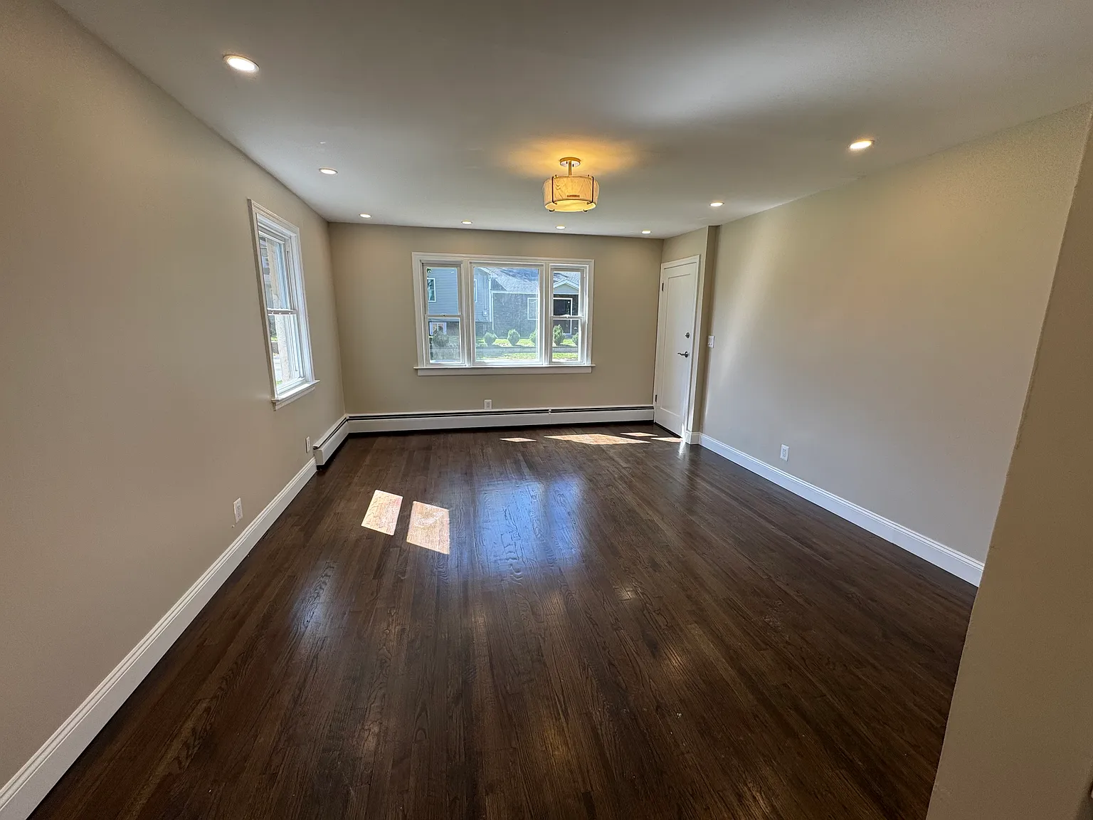 2 bed, $2,650 — Photo 3