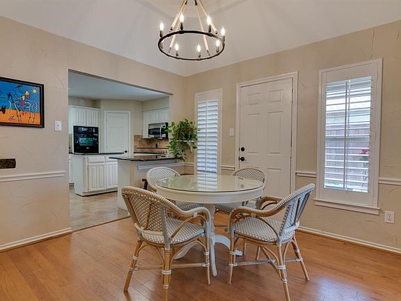 3rd image of 6716 Castle Creek Dr