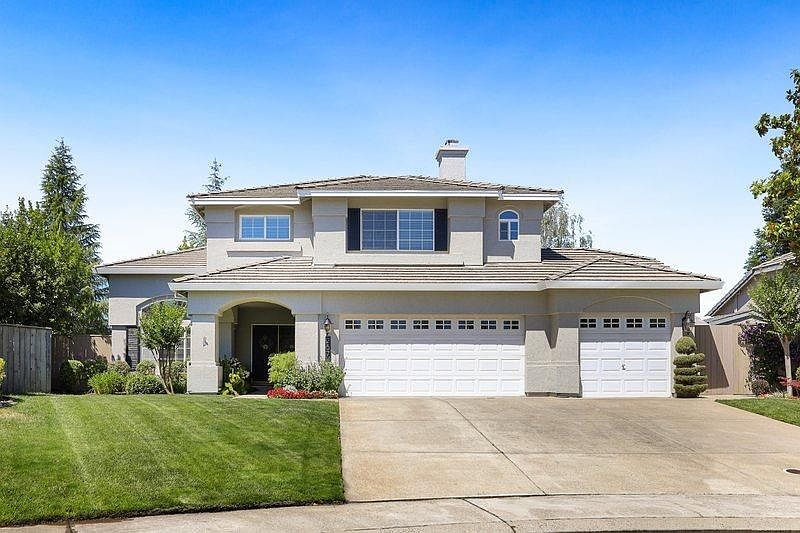 1st image of 257 Luna Cir