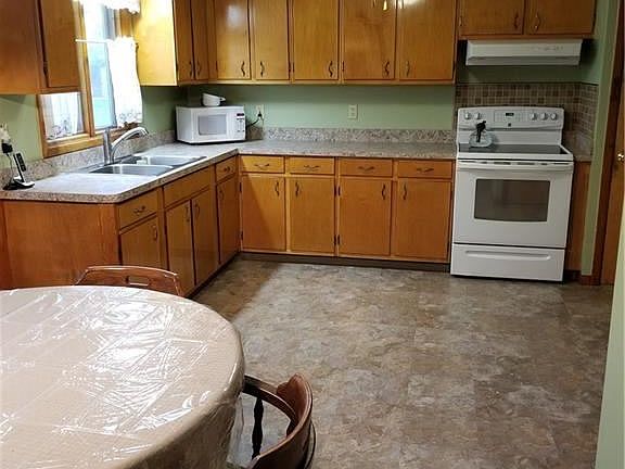 2nd image of 2524 W 40th St