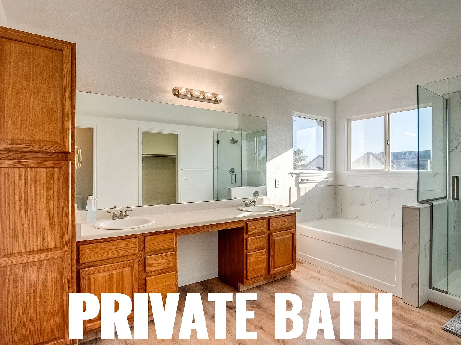 7 bed, 4.0 bath, 2829 sqft, $860 — Photo 2
