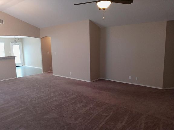 5th image of 204 Latigo Ln