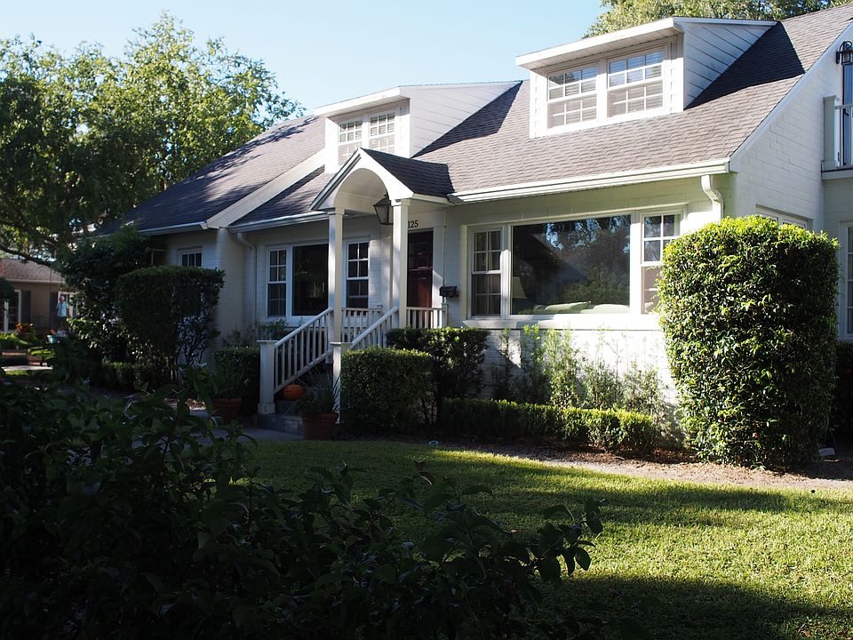 1st image of 1125 Country Club Dr