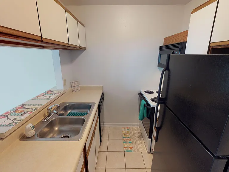 Muirfield Apartments — Photo 30