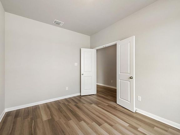 5th image of 10005 Kensley Rose Dr