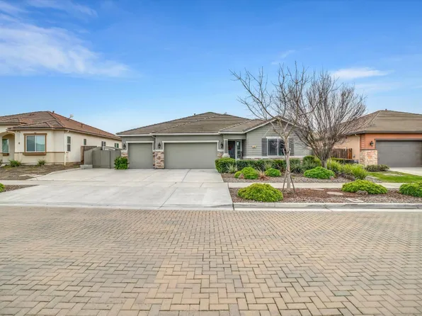 262 Gemstone Ln, Ripon, CA 95366