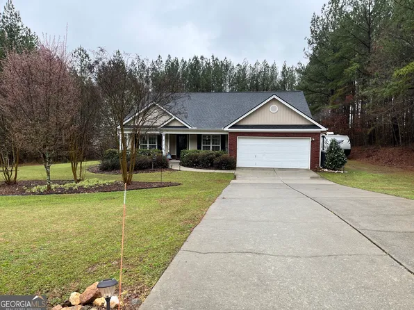 411 Pinewood Cir, Colbert, GA 30628