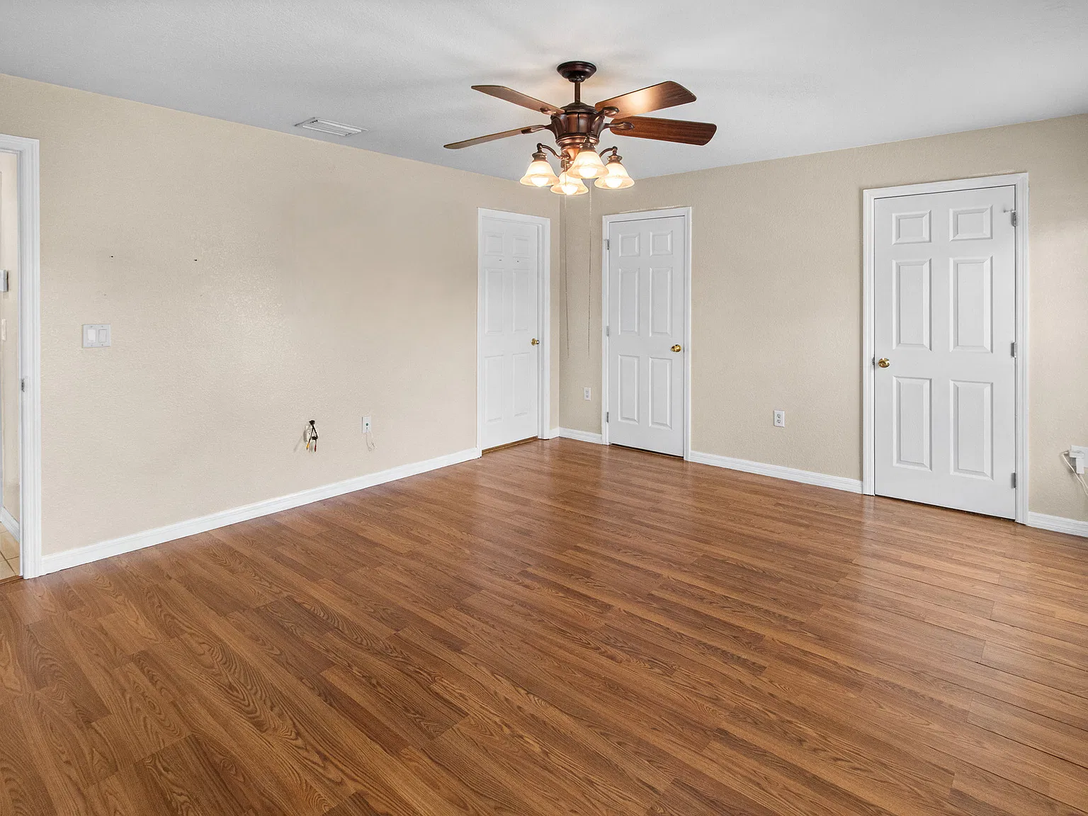 4 bed, 1590 sqft, $1,850 — Photo 4