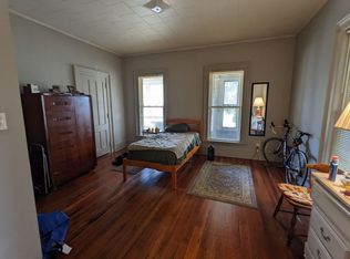 26 Hampden St #1F, Westfield, MA 01085