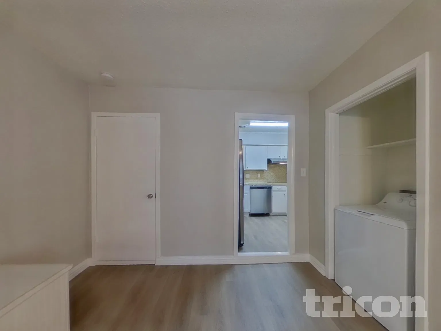 405 Darlene Lane Arlington TX — Photo 2
