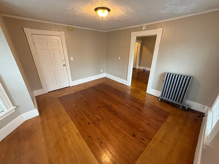 406 Belmont St. — Photo 3