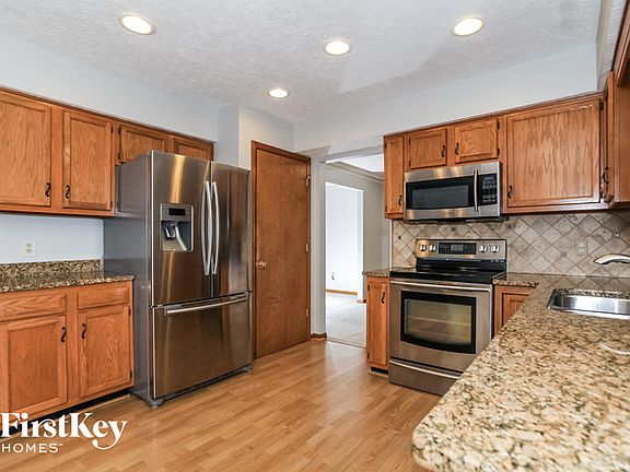 5th image of 6071 Shawna Ct