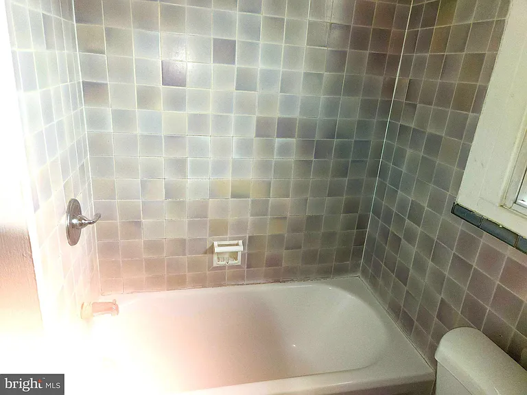 5029 Penn St #F — Photo 4