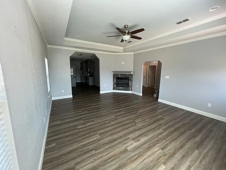 7717 Florence Dr — Photo 3