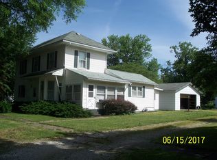 241 W Hardin St, Virginia, IL 62691