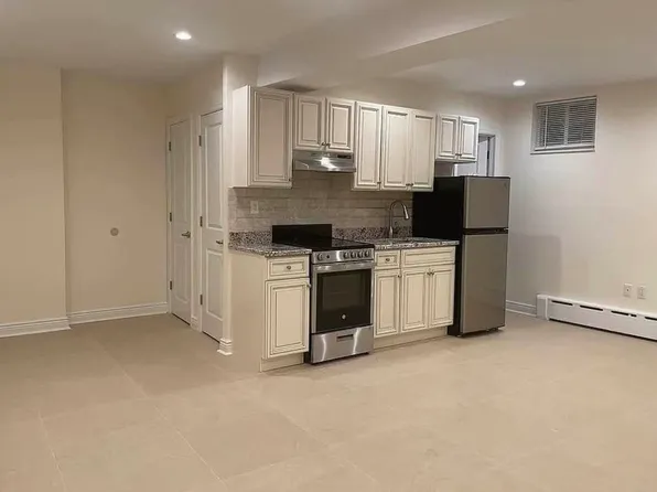 25-38 44th Street image 1 of 6