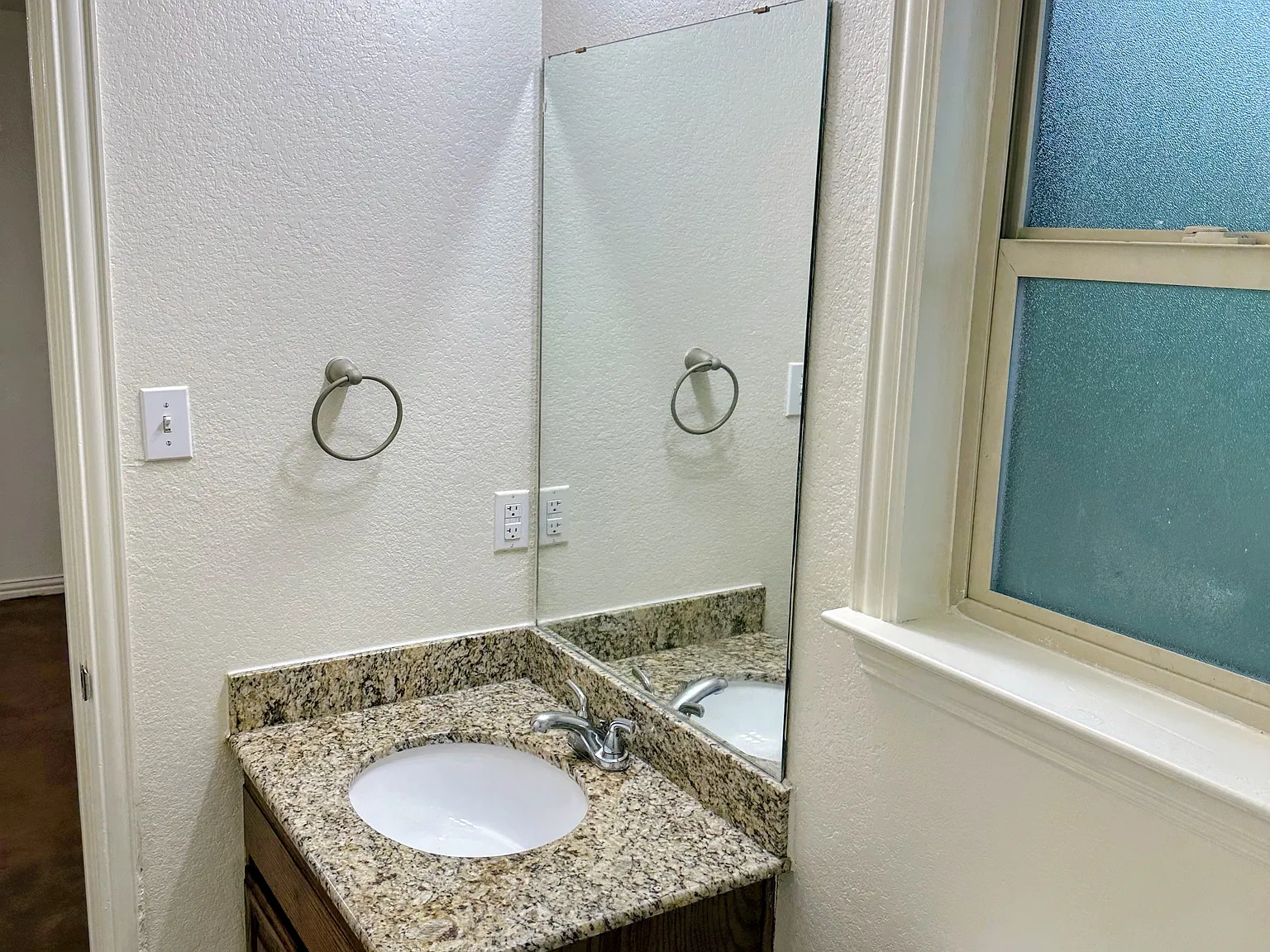 1 bed, 609 sqft, $650 — Photo 3