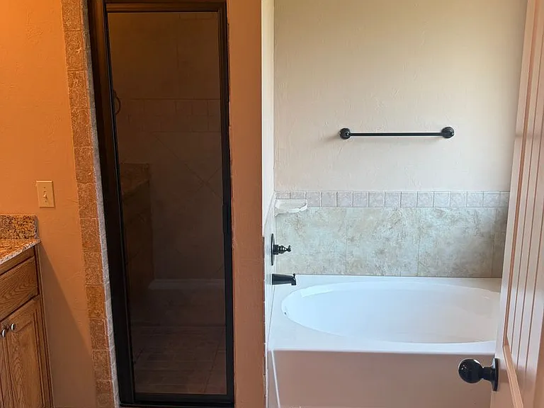 10924 SW 30th Ter — Photo 16