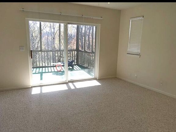 5th image of 80 Westfield Pl