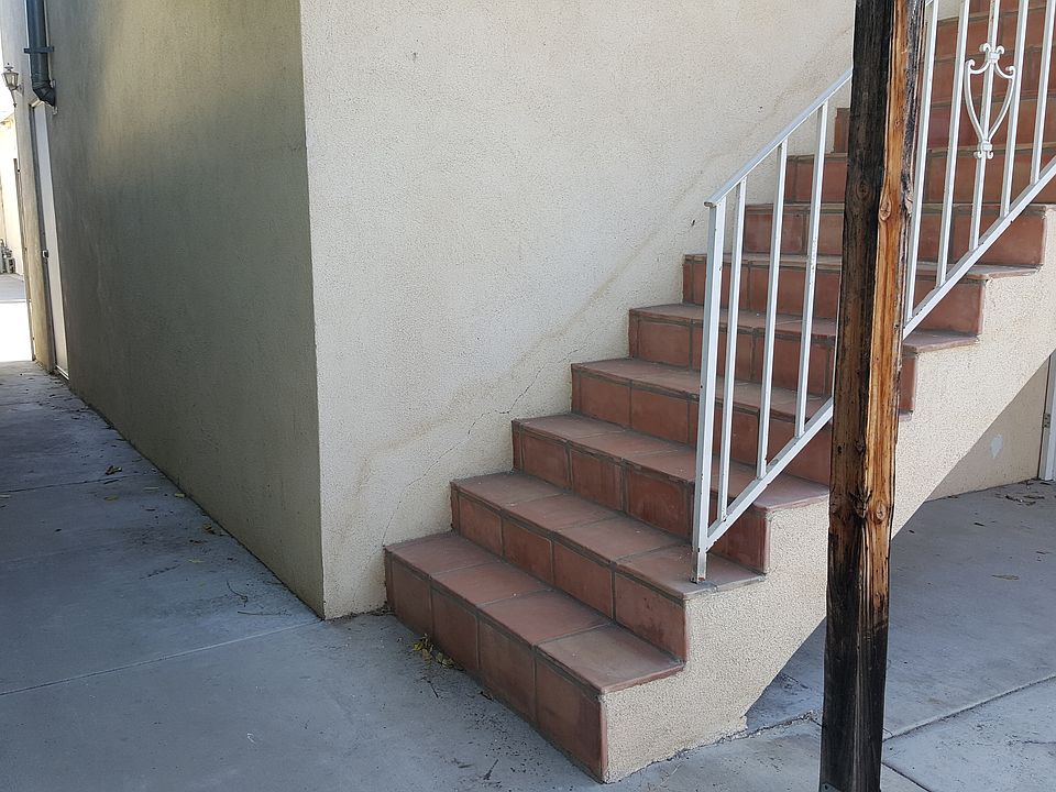 2nd image of 5733 Case Ave