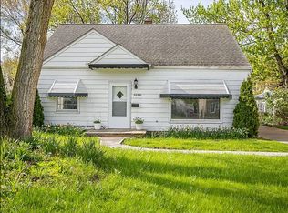 26980 Drakefield Ave, Euclid, OH 44132