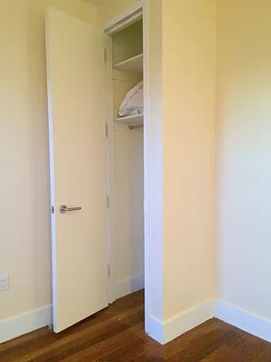 Rented by Uptown Flats LLC | media 8