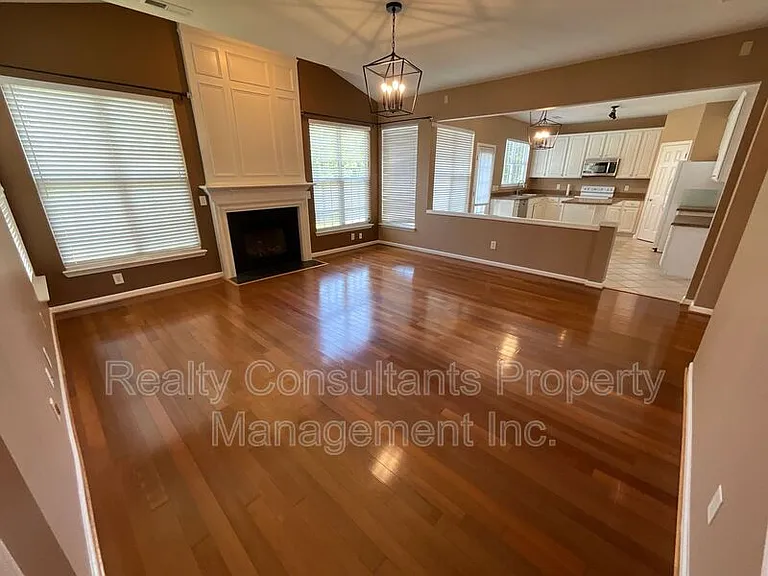 1481 Cantwell Ct — Photo 20