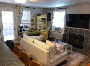 1405 Broadway St APT 210, Boulder, CO 80302