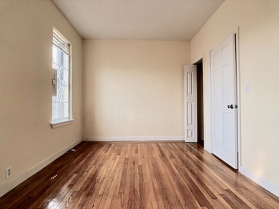 5th image of 590 Fort Washington Ave APT 3B