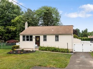 1642 Magnolia Ave, Hatboro, PA 19040