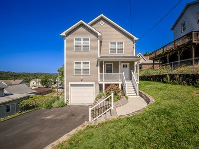 14 May St, Naugatuck, CT, 06770