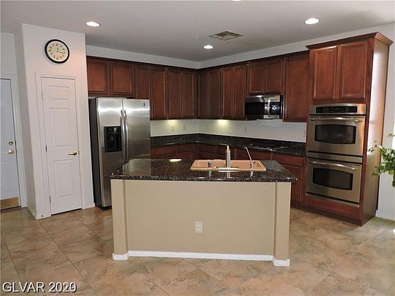 4th image of 8821 Arroyo Azul St
