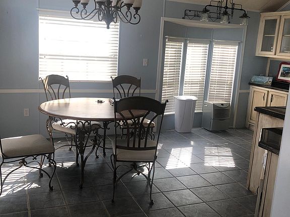 4th image of 1219 Thomas Dr #18
